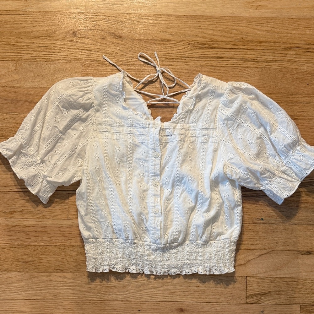 Petite Studio NYC White Eyelet Puff Sleeve Summer Crop Top